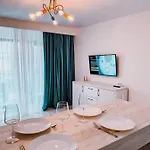 Breezy 30 By Sea View *