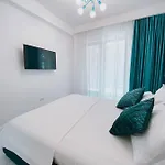 Апартаменты Breezy 30 By Sea View