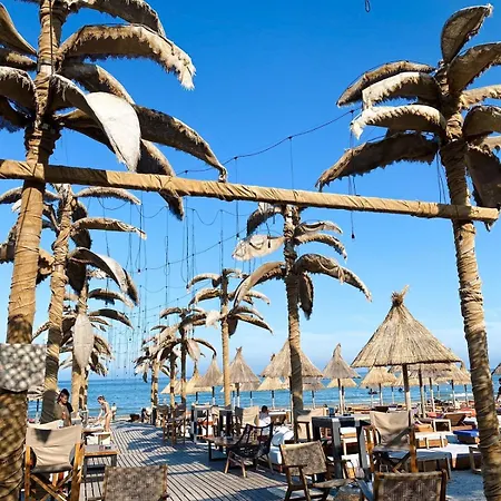 Апартаменты Breezy 30 By Sea View *